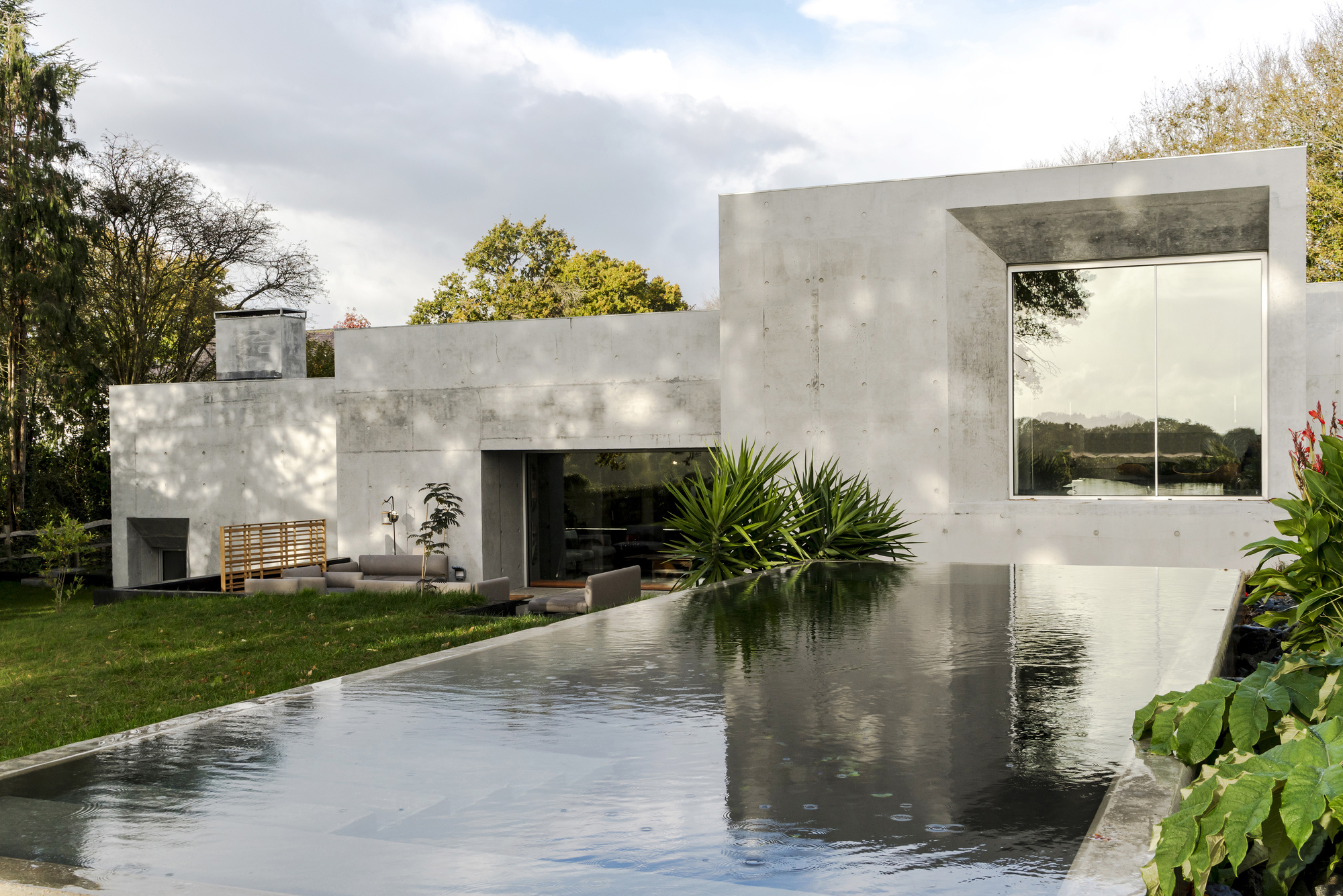 Concrete_House_Exteriors